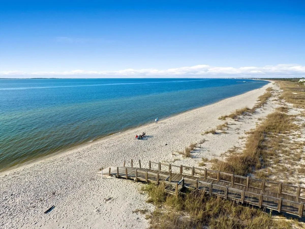 Holiday home New 5br Coastal Retreat With Access Pools Gcart
