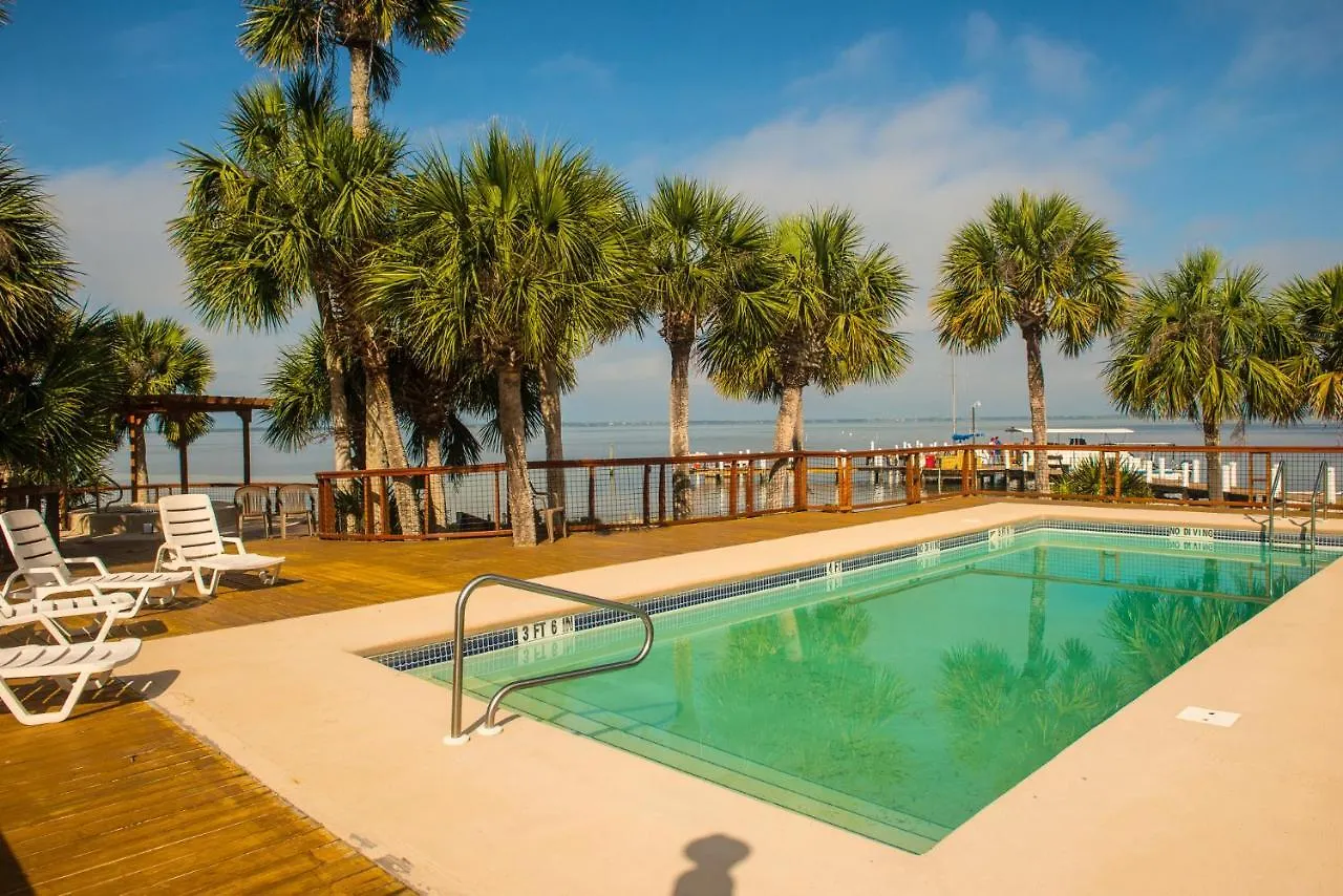 Black's Island Bungalow #4 Casa vacanze *